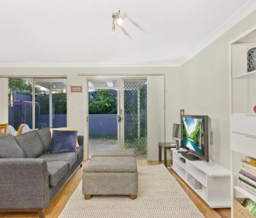 Spacious & Stylish Townhouse Living in the Heart of Baulkham Hills - Photo 1