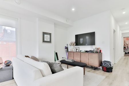 For Lease - 45 Brock Avenue Unit# 2, Toronto, Ontario - Photo 3