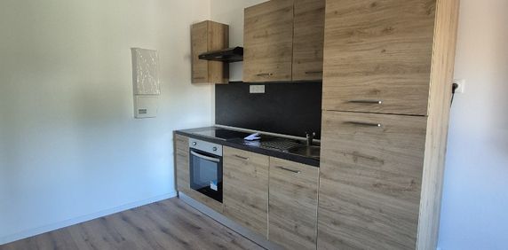 Location Appartement 3 pièces 44m² AUCHEL 62260 - Photo 2