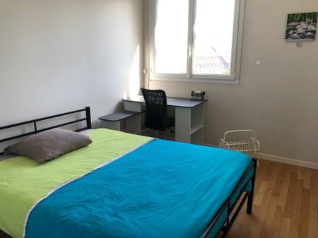 Gennevilliers , 3 pièces . - Photo 2