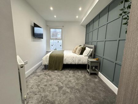 1 bedroom in a house share to rent - Photo 3