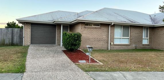 2/25 Alabaster Drive, 4133, Logan Reserve Qld - Photo 2