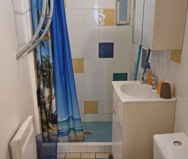 Location Appartement 1 pièce 22m² AIX EN PROVENCE 13100 - Photo 4