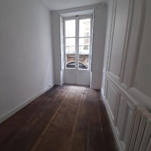 Location Appartement 3 pièces 62m² BORDEAUX 33000 - Photo 2