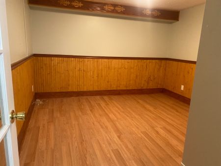 For Lease - 1300 Belair Crescent, Oshawa, Ontario - Photo 5