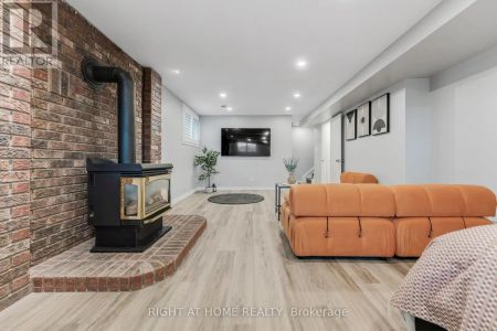 11 NICKEL STREET - Photo 3