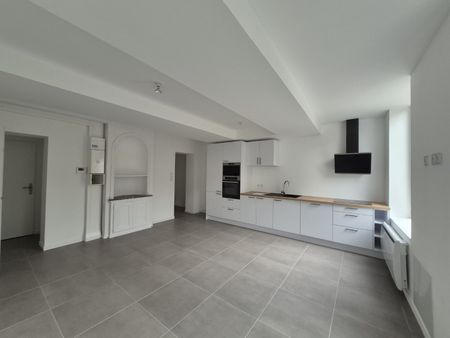 Location Appartement 3 pièces 60m² DOUAI 59500 - Photo 3