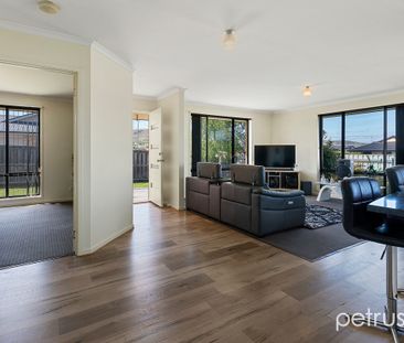 Neat, Comfortable and Conveniently Located! - Photo 1