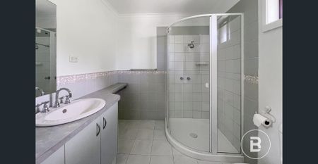 SPACIOUS FAMILY LIVING IN POPULAR ALFREDTON - Photo 5