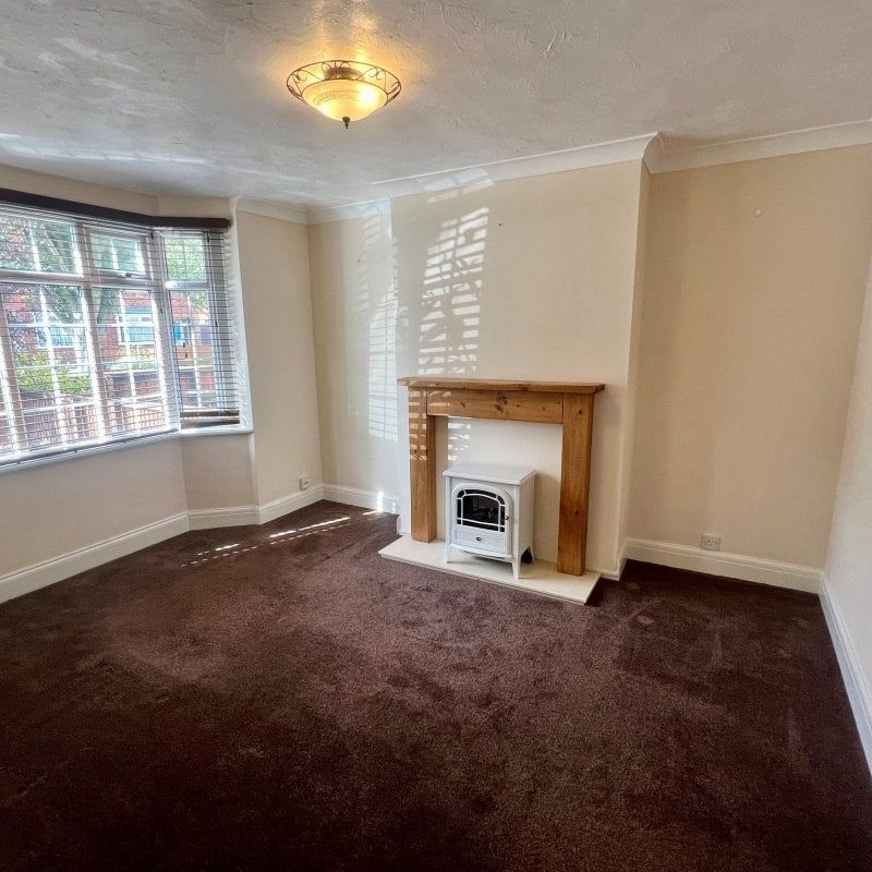 Rochford Crescent - Photo 1