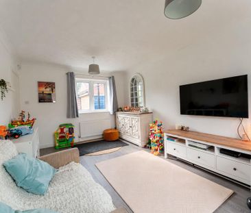 3 bedroom detached house to rent - Photo 6