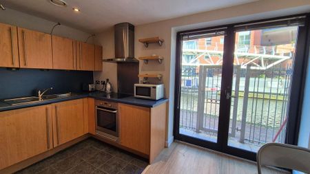 Studio to rent - Photo 3