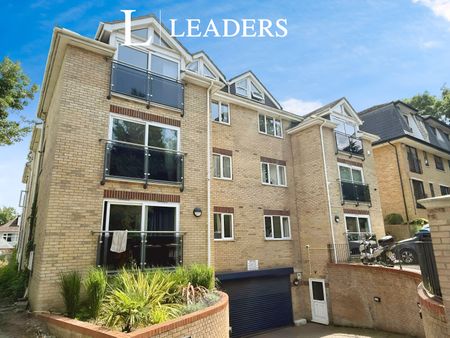 2 bedroom flat to rent Cambridge Road, Bournemouth - Photo 4