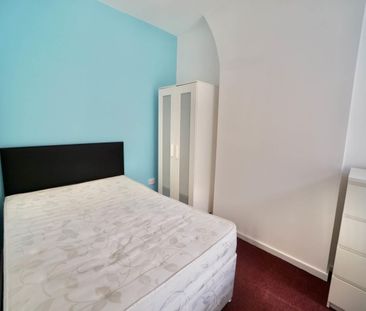 87 Caernarfon Road - Photo 3