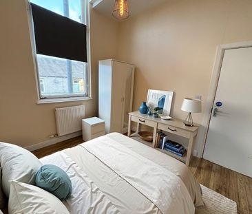 129 Colne Road, Burnley - Photo 2