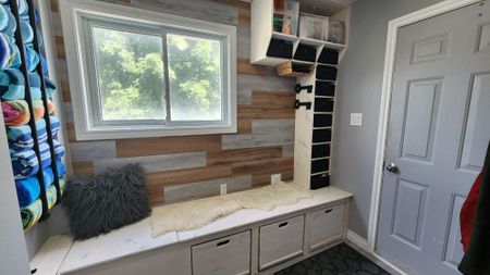 For Lease - 1252 Shore Acres Drive, Innisfil, Ontario - Photo 2