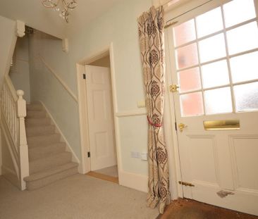 2 bedroom terraced house to rent - Photo 2