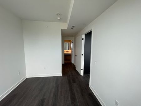 For Lease - 55 Charles Street Unit# 4712, Toronto, Ontario - Photo 4