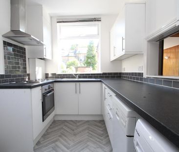3 bedroom semi-detached house to rent - Photo 6