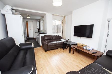 7 bedroom house to rent - Photo 5