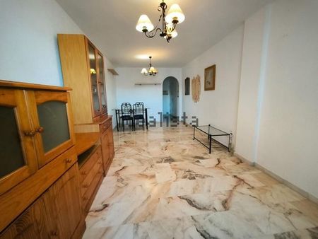 Alquiler de piso en Calle Jucar - Photo 3