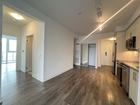 For Lease - 105 Oneida Crescent Unit# 1205, Richmond Hill, Ontario - Photo 1