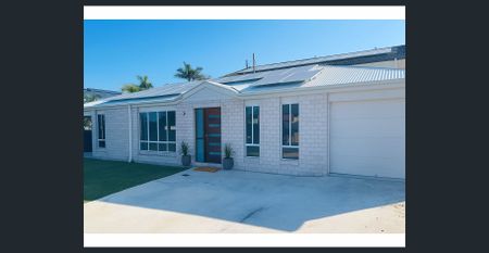 Newly Built Family Home - Photo 4