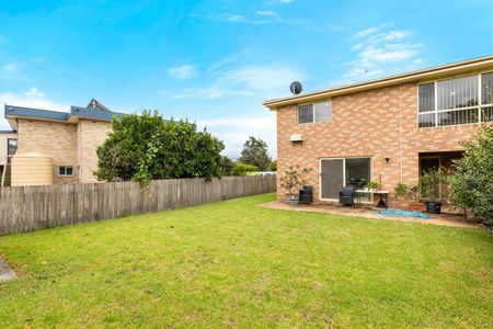 Home For Rent - Photo 4