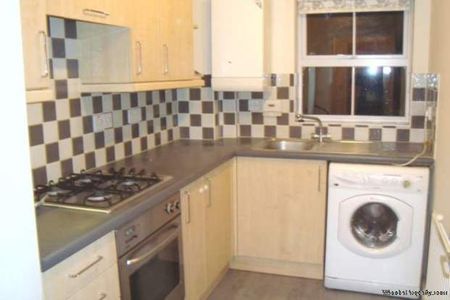 2 bedroom property to rent in Reading - Photo 3