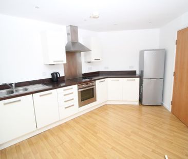 2 bedroom flat to rent - Photo 5