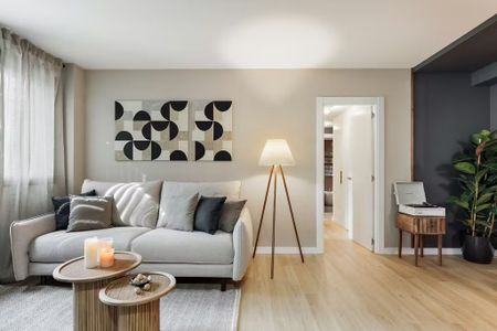 Carrer del Perelló, Barcelona, Catalonia 08005 - Photo 5