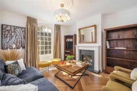 3 Bed Flat, Montrose Court, NW11 - Photo 3