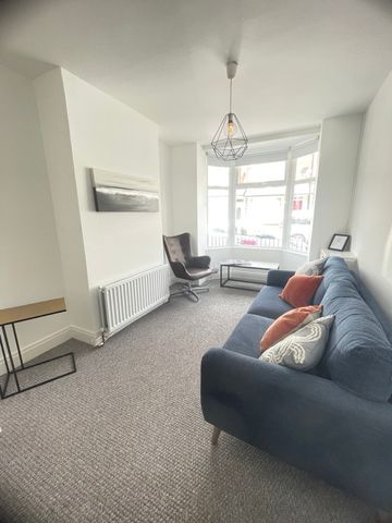 57 Ardenvohr Street, Belfast, BT6 8NB - Photo 3