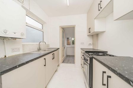 3 bedroom house to rent - Photo 5
