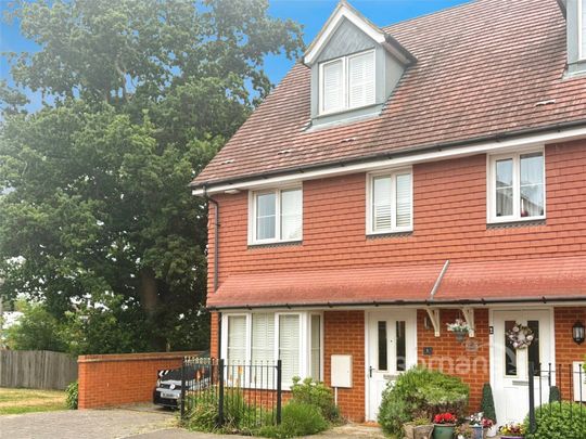 Parsons Way, Tongham, Farnham, GU10 - Photo 1