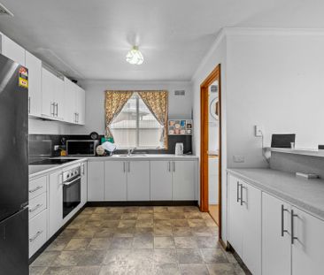 Charming 3-Bedroom Home in Bridgewater - Photo 6