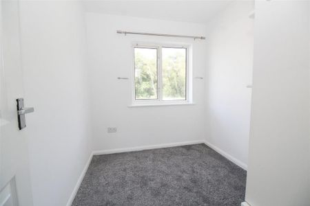 3 bedroom house to rent - Photo 2