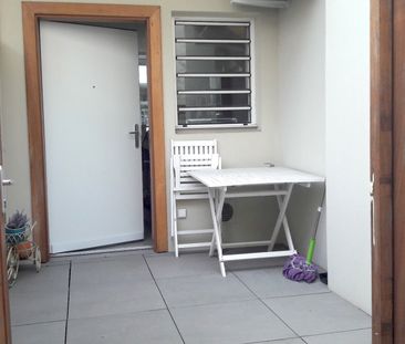 Location Appartement 4 pièces 100m² ST DENIS 97400 - Photo 4