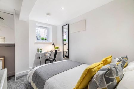 1 bedroom in a house share to rent - Photo 5