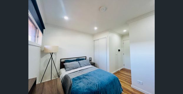 “FULLY Furnished STUDIO in perfect location” - Photo 1