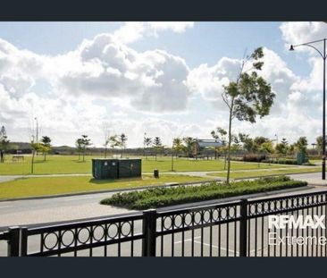 Unique 3x2 - Quality throughout! - Photo 6