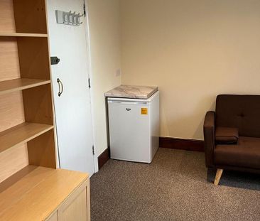 1 bedroom property to rent - Photo 1