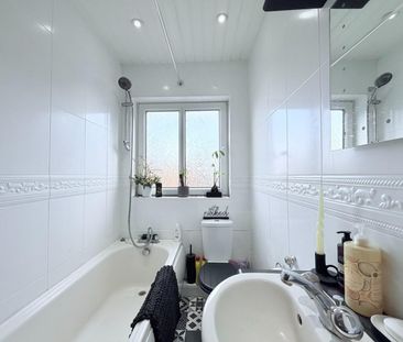 3 bedroom House To Let - Photo 6