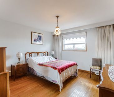 For Lease - 25 Bentworth Avenue, Toronto, Ontario - Photo 2