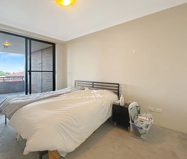 Superb Convenient Modern Apartment - Photo 6