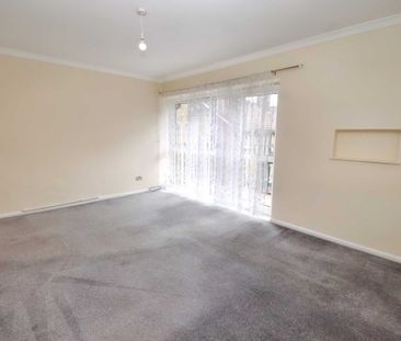 2 bed Flat for rent - Photo 1