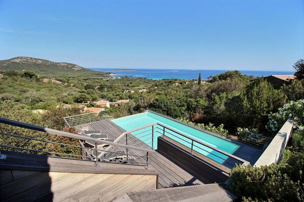 Villa à louer à Palombaggia, chambres climatisées, piscine chauffée. - Photo 1