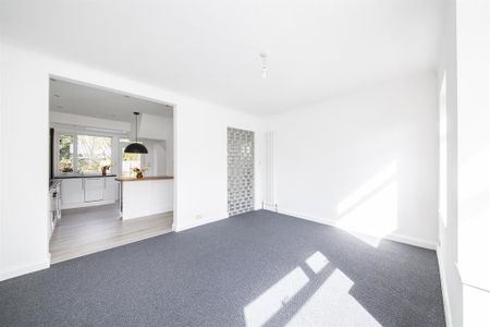 3 bedroom semi-detached house to rent - Photo 2