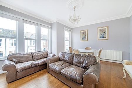 3 bedroom maisonette to rent - Photo 2