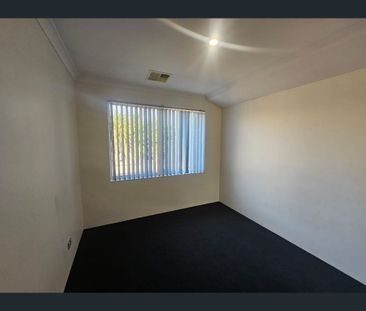 16 Makybe Blvd, Byford, WA 6122 - Photo 3